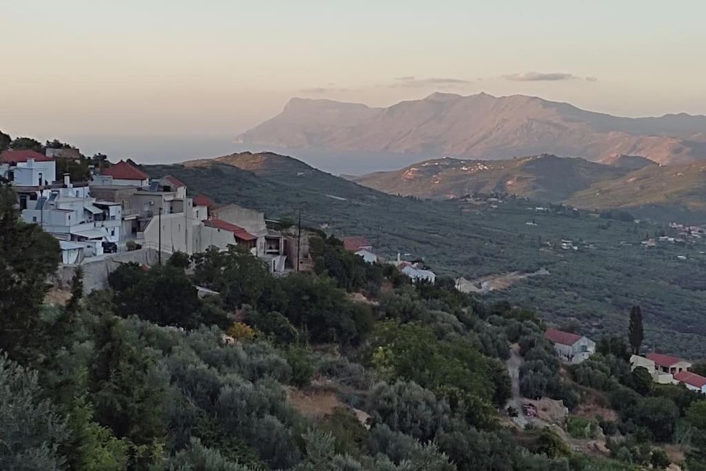 Vasiliki'S Residence Amazing View Kíssamos Eksteriør billede